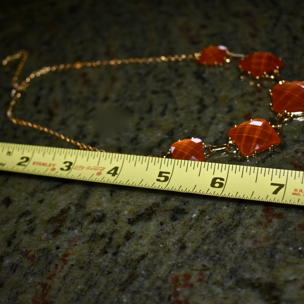 Orange! Unbranded costume necklace - Picture 7 of 7